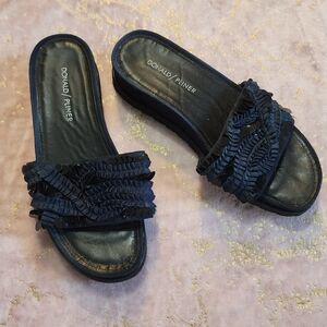 Donald J. Pliner Women's Navy Slide Sandals